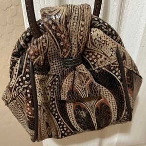 LIKE NEW! Bags by PINKY Brown Leather Small Purse